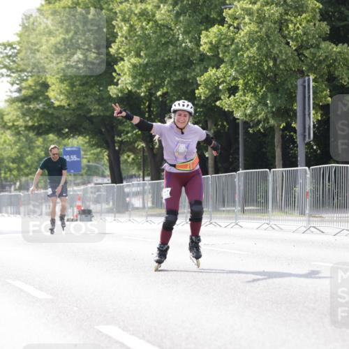 29.06.2025 - hella hamburg halbmarathon Jannik Wohlers http://msf.ph/oto/8143230 29.06.2025 09:06:44 Lombardsbrücke  meine-sportfotos.de