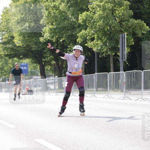 29.06.2025 - hella hamburg halbmarathon Jannik Wohlers http://msf.ph/oto/8143240 29.06.2025 09:06:44 Lombardsbrücke  meine-sportfotos.de