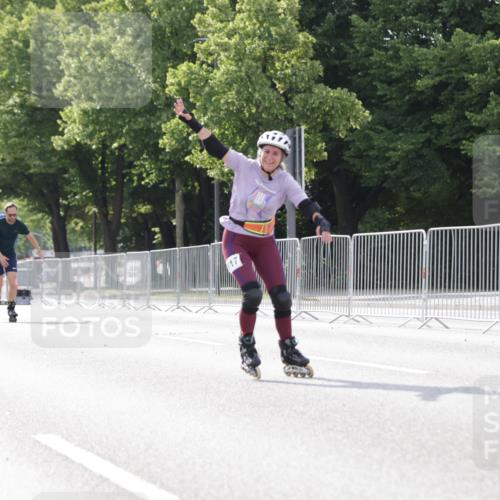 29.06.2025 - hella hamburg halbmarathon Jannik Wohlers http://msf.ph/oto/8143285 29.06.2025 09:06:44 Lombardsbrücke  meine-sportfotos.de