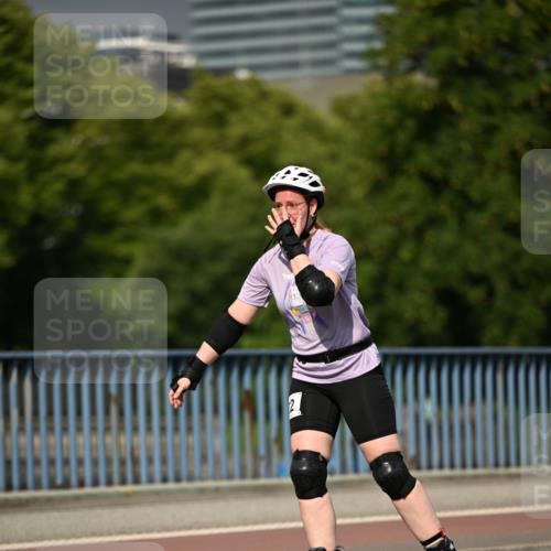 29.06.2025 - hella hamburg halbmarathon Dr. Thomas Lammeyer http://msf.ph/oto/8143320 29.06.2025 09:09:15 Kennedybrücke  meine-sportfotos.de