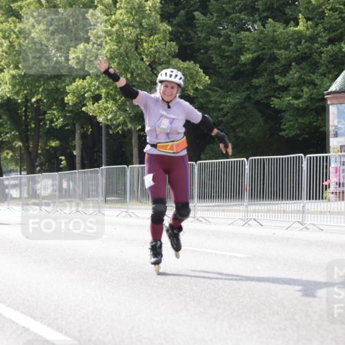 29.06.2025 - hella hamburg halbmarathon Jannik Wohlers http://msf.ph/oto/8143328 29.06.2025 09:06:45 Lombardsbrücke  meine-sportfotos.de