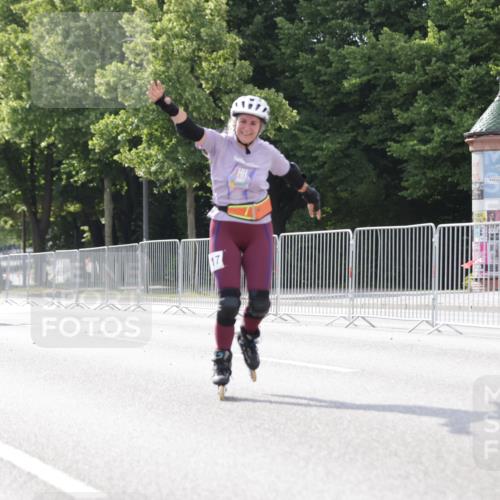 29.06.2025 - hella hamburg halbmarathon Jannik Wohlers http://msf.ph/oto/8143333 29.06.2025 09:06:45 Lombardsbrücke  meine-sportfotos.de