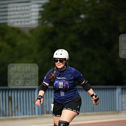 29.06.2025 - hella hamburg halbmarathon Dr. Thomas Lammeyer http://msf.ph/oto/8143347 29.06.2025 09:11:51 Kennedybrücke  meine-sportfotos.de