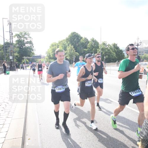 29.06.2025 - hella hamburg halbmarathon Jannik Wohlers http://msf.ph/oto/8143356 29.06.2025 09:48:06 Lombardsbrücke 1290, 1505, 1710, 2399, 3480, 4359, 5554, 5709, 7152, 7154, 7884, 9403, 10404, 10793, 10852, 12051, 12488, 12916, 13483, 13975, 15931, 15959, 17005, 17022, 17643, 17658, 18038, 18220, 18237, 18733, 18802, 19151 meine-sportfotos.de