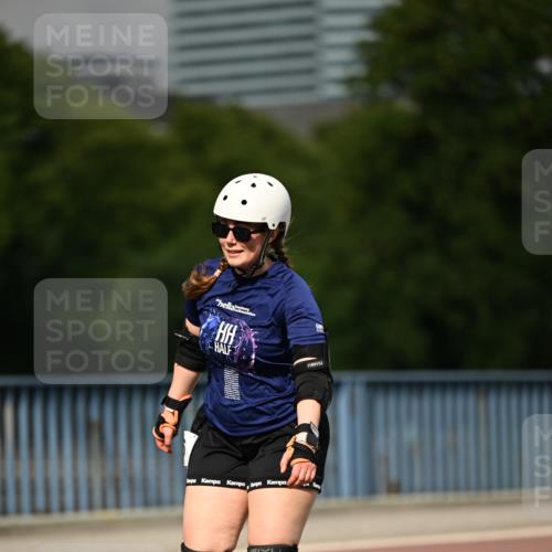 29.06.2025 - hella hamburg halbmarathon Dr. Thomas Lammeyer http://msf.ph/oto/8143367 29.06.2025 09:11:51 Kennedybrücke  meine-sportfotos.de