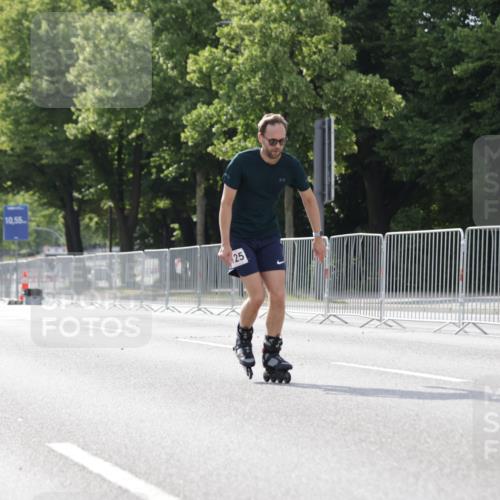 29.06.2025 - hella hamburg halbmarathon Jannik Wohlers http://msf.ph/oto/8143399 29.06.2025 09:06:48 Lombardsbrücke  meine-sportfotos.de
