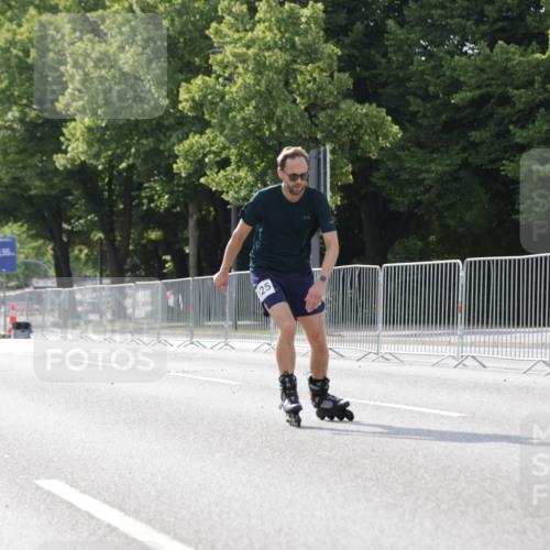 29.06.2025 - hella hamburg halbmarathon Jannik Wohlers http://msf.ph/oto/8143417 29.06.2025 09:06:49 Lombardsbrücke  meine-sportfotos.de