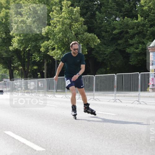 29.06.2025 - hella hamburg halbmarathon Jannik Wohlers http://msf.ph/oto/8143436 29.06.2025 09:06:49 Lombardsbrücke  meine-sportfotos.de
