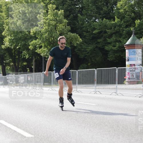 29.06.2025 - hella hamburg halbmarathon Jannik Wohlers http://msf.ph/oto/8143451 29.06.2025 09:06:49 Lombardsbrücke  meine-sportfotos.de