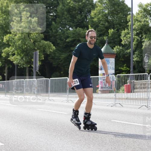 29.06.2025 - hella hamburg halbmarathon Jannik Wohlers http://msf.ph/oto/8143490 29.06.2025 09:06:50 Lombardsbrücke  meine-sportfotos.de