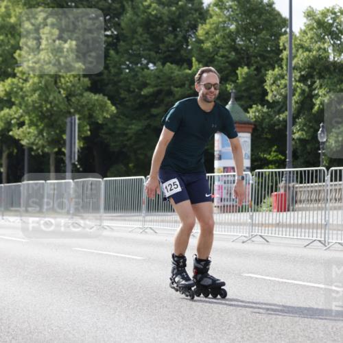 29.06.2025 - hella hamburg halbmarathon Jannik Wohlers http://msf.ph/oto/8143493 29.06.2025 09:06:50 Lombardsbrücke  meine-sportfotos.de