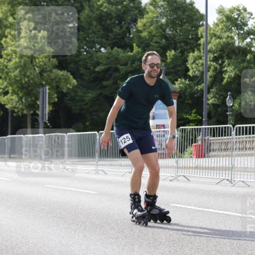 29.06.2025 - hella hamburg halbmarathon Jannik Wohlers http://msf.ph/oto/8143498 29.06.2025 09:06:50 Lombardsbrücke  meine-sportfotos.de