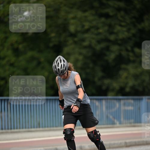 29.06.2025 - hella hamburg halbmarathon Dr. Thomas Lammeyer http://msf.ph/oto/8143500 29.06.2025 09:11:59 Kennedybrücke  meine-sportfotos.de