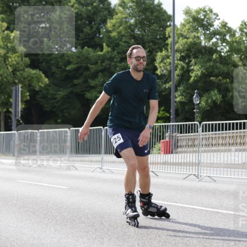 29.06.2025 - hella hamburg halbmarathon Jannik Wohlers http://msf.ph/oto/8143515 29.06.2025 09:06:50 Lombardsbrücke  meine-sportfotos.de