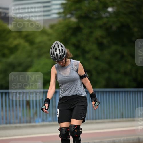 29.06.2025 - hella hamburg halbmarathon Dr. Thomas Lammeyer http://msf.ph/oto/8143523 29.06.2025 09:12:00 Kennedybrücke  meine-sportfotos.de