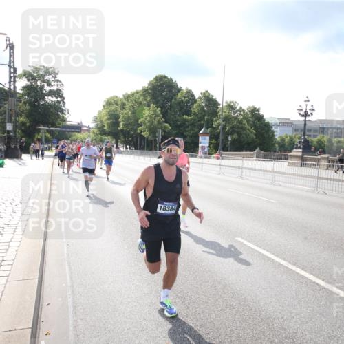 29.06.2025 - hella hamburg halbmarathon Jannik Wohlers http://msf.ph/oto/8143559 29.06.2025 09:48:13 Lombardsbrücke 1290, 1505, 1710, 2262, 2399, 3480, 3547, 4359, 4381, 5307, 5554, 5709, 6993, 7152, 7154, 7884, 8571, 9403, 10852, 12044, 12051, 12488, 13483, 13940, 13975, 15303, 15382, 15744, 15931, 16201, 17005, 17658, 18038, 18237, 18259, 18384, 18733, 18802, 19151 meine-sportfotos.de