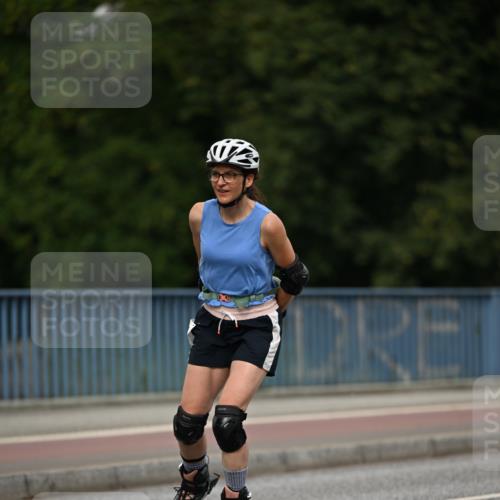 29.06.2025 - hella hamburg halbmarathon Dr. Thomas Lammeyer http://msf.ph/oto/8143621 29.06.2025 09:12:07 Kennedybrücke  meine-sportfotos.de