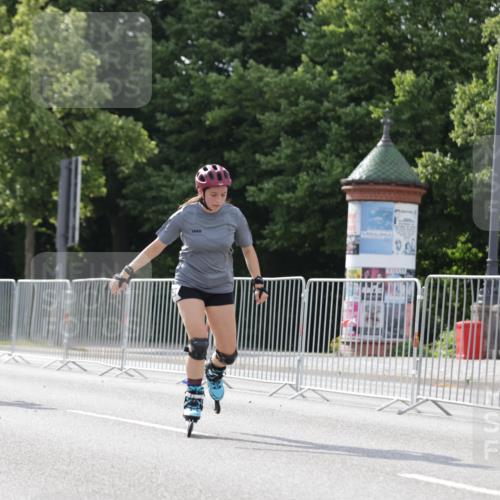 29.06.2025 - hella hamburg halbmarathon Jannik Wohlers http://msf.ph/oto/8143647 29.06.2025 09:07:05 Lombardsbrücke  meine-sportfotos.de
