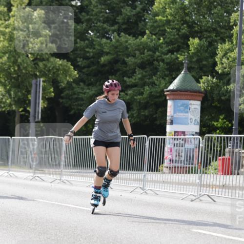 29.06.2025 - hella hamburg halbmarathon Jannik Wohlers http://msf.ph/oto/8143657 29.06.2025 09:07:05 Lombardsbrücke  meine-sportfotos.de