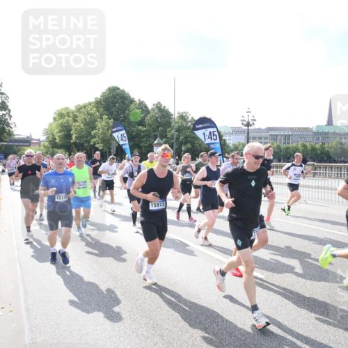 29.06.2025 - hella hamburg halbmarathon Jannik Wohlers http://msf.ph/oto/8143663 29.06.2025 09:52:33 Lombardsbrücke 1070, 1163, 1176, 1391, 1613, 1782, 2048, 2213, 2233, 2590, 2788, 2970, 3021, 3098, 3109, 3124, 3304, 3907, 3917, 3928, 4080, 4277, 4691, 4933, 4981, 5476, 5682, 6152, 6716, 7005, 7093, 7147, 7325, 7599, 7843, 8145, 8467, 8694, 8704, 8722, 8819, 9081, 9213, 9232, 9374, 9538, 9540, 10000, 10208, 10211, 10216, 10251, 10313, 10750, 10969, 11153, 11291, 11346, 11469, 11778, 12534, 12588, 12783, 13709, 13782, 14661, 14690, 14849, 15126, 15133, 15280, 16414 meine-sportfotos.de