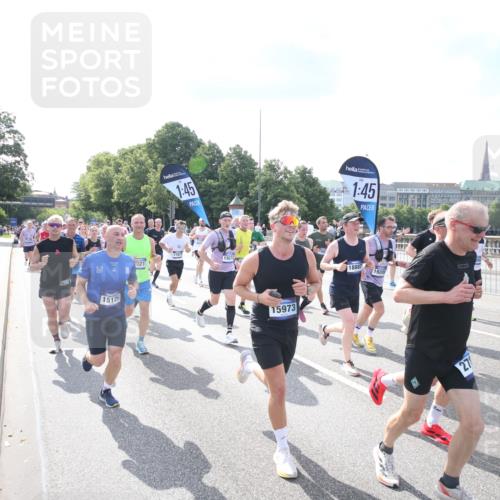29.06.2025 - hella hamburg halbmarathon Jannik Wohlers http://msf.ph/oto/8143680 29.06.2025 09:52:33 Lombardsbrücke 1070, 1163, 1176, 1391, 1613, 1782, 2048, 2213, 2233, 2590, 2788, 2970, 3021, 3098, 3109, 3124, 3304, 3907, 3917, 3928, 4080, 4277, 4691, 4933, 4981, 5476, 5682, 6152, 6716, 7005, 7093, 7147, 7325, 7599, 7843, 8145, 8467, 8694, 8704, 8722, 8819, 9081, 9213, 9232, 9374, 9538, 9540, 10000, 10208, 10211, 10216, 10251, 10313, 10750, 10969, 11153, 11291, 11346, 11469, 11778, 12534, 12588, 12783, 13709, 13782, 14661, 14690, 14849, 15126, 15133, 15280, 16414 meine-sportfotos.de