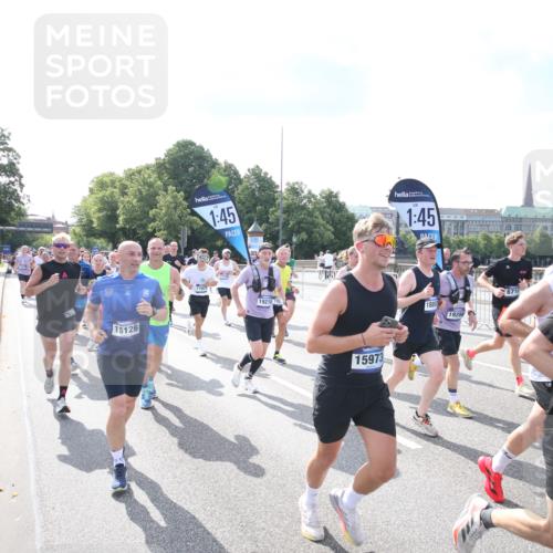 29.06.2025 - hella hamburg halbmarathon Jannik Wohlers http://msf.ph/oto/8143692 29.06.2025 09:52:33 Lombardsbrücke 1070, 1163, 1176, 1391, 1613, 1782, 2048, 2213, 2233, 2590, 2788, 2970, 3021, 3098, 3109, 3124, 3304, 3907, 3917, 3928, 4080, 4277, 4691, 4933, 4981, 5476, 5682, 6152, 6716, 7005, 7093, 7147, 7325, 7599, 7843, 8145, 8467, 8694, 8704, 8722, 8819, 9081, 9213, 9232, 9374, 9538, 9540, 10000, 10208, 10211, 10216, 10251, 10313, 10750, 10969, 11153, 11291, 11346, 11469, 11778, 12534, 12588, 12783, 13709, 13782, 14661, 14690, 14849, 15126, 15133, 15280, 16414 meine-sportfotos.de