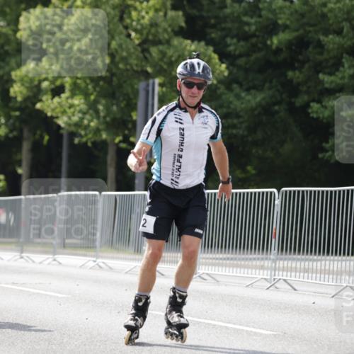 29.06.2025 - hella hamburg halbmarathon Jannik Wohlers http://msf.ph/oto/8143716 29.06.2025 09:07:06 Lombardsbrücke  meine-sportfotos.de