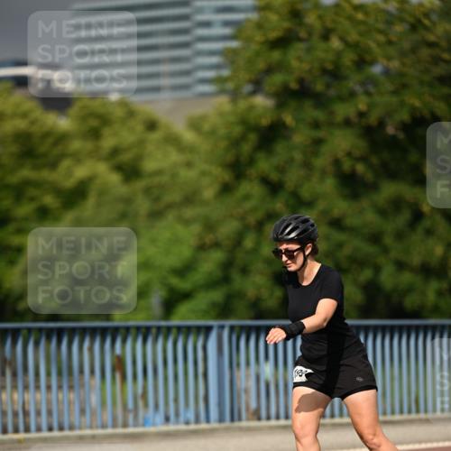 29.06.2025 - hella hamburg halbmarathon Dr. Thomas Lammeyer http://msf.ph/oto/8143723 29.06.2025 09:09:22 Kennedybrücke  meine-sportfotos.de