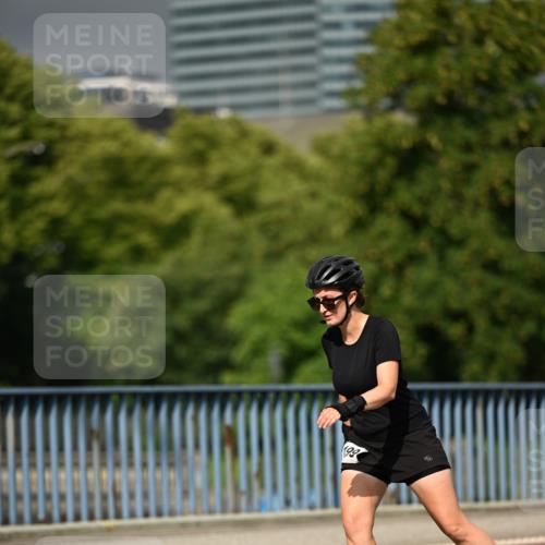 29.06.2025 - hella hamburg halbmarathon Dr. Thomas Lammeyer http://msf.ph/oto/8143734 29.06.2025 09:09:23 Kennedybrücke  meine-sportfotos.de