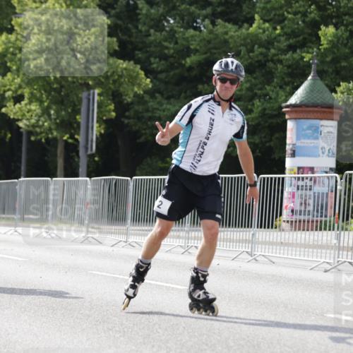 29.06.2025 - hella hamburg halbmarathon Jannik Wohlers http://msf.ph/oto/8143745 29.06.2025 09:07:07 Lombardsbrücke  meine-sportfotos.de