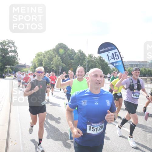 29.06.2025 - hella hamburg halbmarathon Jannik Wohlers http://msf.ph/oto/8143758 29.06.2025 09:52:34 Lombardsbrücke 1012, 1070, 1163, 1176, 1391, 1782, 2048, 2213, 2233, 2590, 2788, 2970, 3021, 3098, 3304, 3907, 3917, 3928, 4080, 4277, 4691, 4933, 4981, 5476, 5682, 6152, 6712, 6716, 7005, 7093, 7147, 7325, 7599, 7843, 8145, 8467, 8694, 8704, 8722, 8819, 9081, 9213, 9232, 9374, 9538, 9540, 10000, 10208, 10211, 10216, 10251, 10313, 10750, 10969, 11153, 11291, 11346, 11469, 11778, 12154, 12534, 12685, 12783, 13709, 13782, 14661, 14690, 14849, 15126, 15133, 15280, 16414 meine-sportfotos.de