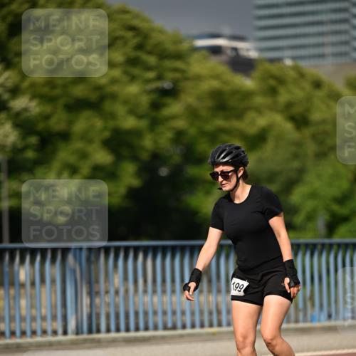 29.06.2025 - hella hamburg halbmarathon Dr. Thomas Lammeyer http://msf.ph/oto/8143761 29.06.2025 09:09:23 Kennedybrücke  meine-sportfotos.de