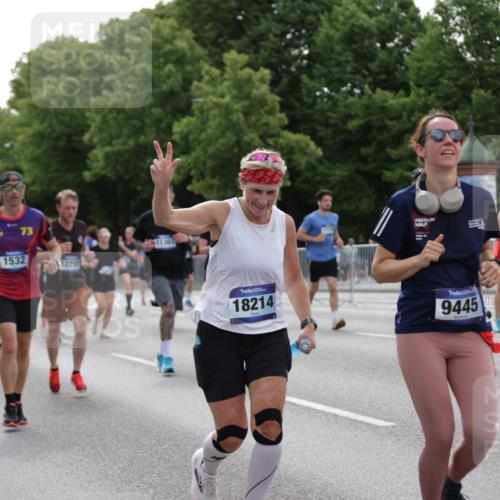 29.06.2025 - hella hamburg halbmarathon Jannik Wohlers http://msf.ph/oto/8143762 29.06.2025 10:45:50 Lombardsbrücke 1429, 1465, 1532, 2423, 2500, 2773, 2813, 2951, 3410, 4119, 4223, 5697, 5703, 5769, 5770, 5854, 5892, 6068, 6392, 7364, 7368, 7374, 7894, 7960, 7983, 8047, 8700, 9129, 9337, 9445, 10153, 11358, 11361, 11876, 11910, 12298, 12333, 12507, 12522, 13122, 13499, 15107, 16005, 16745, 16793, 16912, 17170, 17704, 17936, 18018, 18214, 18334 meine-sportfotos.de
