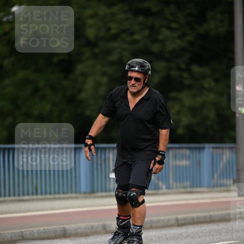 29.06.2025 - hella hamburg halbmarathon Dr. Thomas Lammeyer http://msf.ph/oto/8143797 29.06.2025 09:12:12 Kennedybrücke  meine-sportfotos.de