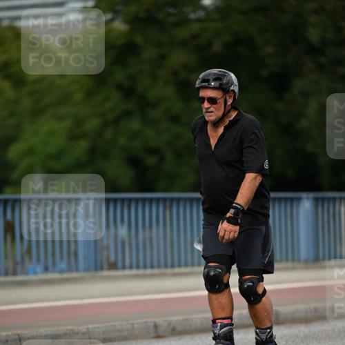 29.06.2025 - hella hamburg halbmarathon Dr. Thomas Lammeyer http://msf.ph/oto/8143817 29.06.2025 09:12:12 Kennedybrücke  meine-sportfotos.de