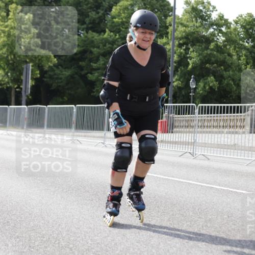 29.06.2025 - hella hamburg halbmarathon Jannik Wohlers http://msf.ph/oto/8143819 29.06.2025 09:07:09 Lombardsbrücke  meine-sportfotos.de