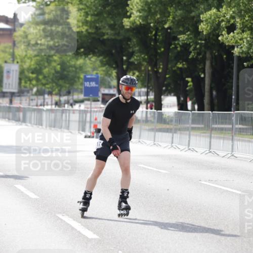 29.06.2025 - hella hamburg halbmarathon Jannik Wohlers http://msf.ph/oto/8143852 29.06.2025 09:07:26 Lombardsbrücke  meine-sportfotos.de