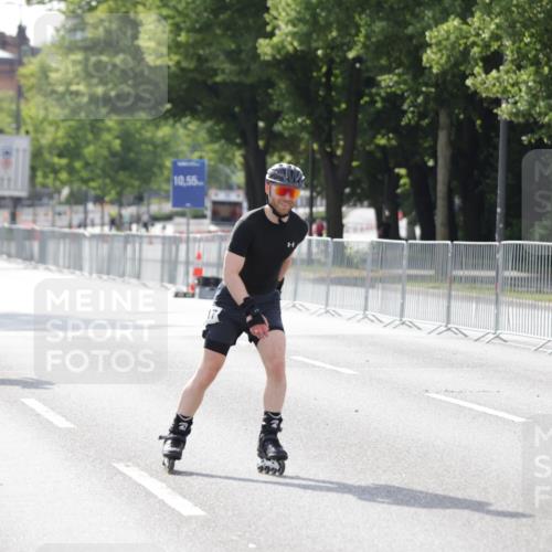 29.06.2025 - hella hamburg halbmarathon Jannik Wohlers http://msf.ph/oto/8143856 29.06.2025 09:07:27 Lombardsbrücke  meine-sportfotos.de