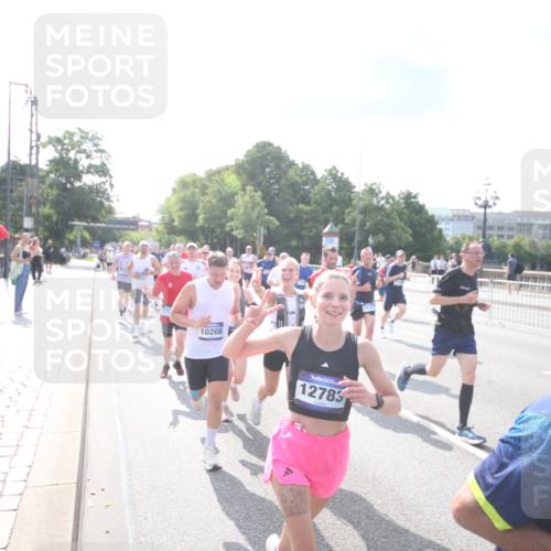 29.06.2025 - hella hamburg halbmarathon Jannik Wohlers http://msf.ph/oto/8143870 29.06.2025 09:52:36 Lombardsbrücke 1012, 1070, 1163, 1176, 1391, 1735, 1782, 2048, 2213, 2233, 2590, 2788, 2970, 3021, 3098, 3304, 3907, 3917, 3928, 4080, 4277, 4691, 4933, 4981, 5132, 5476, 5682, 6081, 6152, 6712, 6716, 7005, 7093, 7147, 7325, 7599, 8145, 8467, 8694, 8704, 8722, 8819, 9081, 9213, 9232, 9374, 9538, 9540, 10208, 10211, 10216, 10251, 10313, 10750, 11153, 11291, 11346, 11469, 11778, 12154, 12534, 12685, 12783, 12966, 13709, 13782, 14351, 14661, 14690, 14849, 15126, 15133, 16414 meine-sportfotos.de