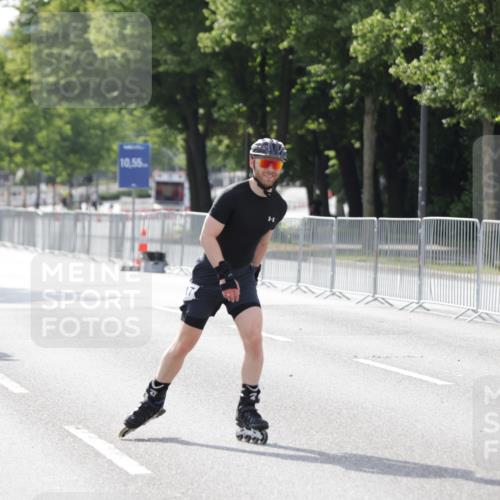 29.06.2025 - hella hamburg halbmarathon Jannik Wohlers http://msf.ph/oto/8143873 29.06.2025 09:07:27 Lombardsbrücke  meine-sportfotos.de