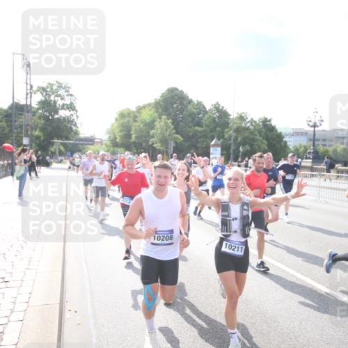 29.06.2025 - hella hamburg halbmarathon Jannik Wohlers http://msf.ph/oto/8143901 29.06.2025 09:52:36 Lombardsbrücke 1012, 1070, 1163, 1176, 1391, 1735, 1782, 2048, 2213, 2233, 2590, 2788, 2970, 3021, 3098, 3304, 3907, 3917, 3928, 4080, 4277, 4691, 4933, 4981, 5132, 5476, 5682, 6081, 6152, 6712, 6716, 7005, 7093, 7147, 7325, 7599, 8145, 8467, 8694, 8704, 8722, 8819, 9081, 9213, 9232, 9374, 9538, 9540, 10208, 10211, 10216, 10251, 10313, 10750, 11153, 11291, 11346, 11469, 11778, 12154, 12534, 12685, 12783, 12966, 13709, 13782, 14351, 14661, 14690, 14849, 15126, 15133, 16414 meine-sportfotos.de
