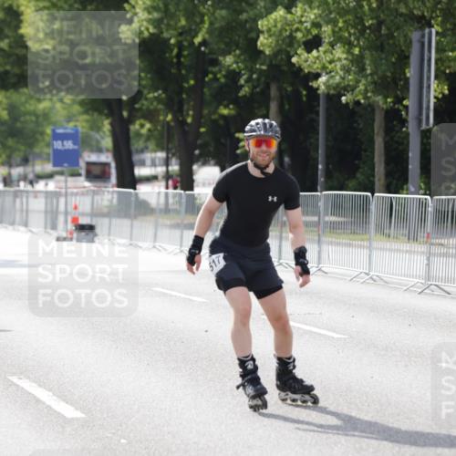 29.06.2025 - hella hamburg halbmarathon Jannik Wohlers http://msf.ph/oto/8143911 29.06.2025 09:07:27 Lombardsbrücke  meine-sportfotos.de