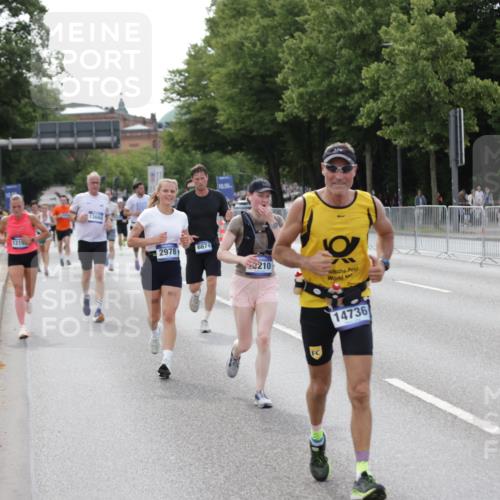 29.06.2025 - hella hamburg halbmarathon Jannik Wohlers http://msf.ph/oto/8143932 29.06.2025 10:08:48 Lombardsbrücke 1147, 1188, 1838, 2978, 5806, 5885, 6674, 7187, 9718, 10194, 10819, 11067, 11496, 12156, 13210, 13660, 14736, 17347, 18505, 18727 meine-sportfotos.de