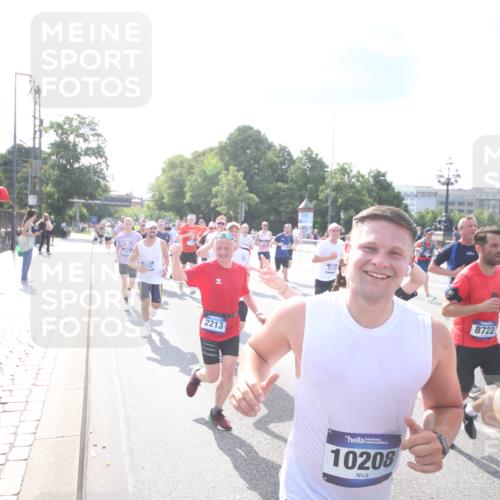 29.06.2025 - hella hamburg halbmarathon Jannik Wohlers http://msf.ph/oto/8143944 29.06.2025 09:52:36 Lombardsbrücke 1012, 1070, 1163, 1176, 1391, 1735, 1782, 2048, 2213, 2233, 2590, 2788, 2970, 3021, 3098, 3304, 3907, 3917, 3928, 4080, 4277, 4691, 4933, 4981, 5132, 5476, 5682, 6081, 6152, 6712, 6716, 7005, 7093, 7147, 7325, 7599, 8145, 8467, 8694, 8704, 8722, 8819, 9081, 9213, 9232, 9374, 9538, 9540, 10208, 10211, 10216, 10251, 10313, 10750, 11153, 11291, 11346, 11469, 11778, 12154, 12534, 12685, 12783, 12966, 13709, 13782, 14351, 14661, 14690, 14849, 15126, 15133, 16414 meine-sportfotos.de