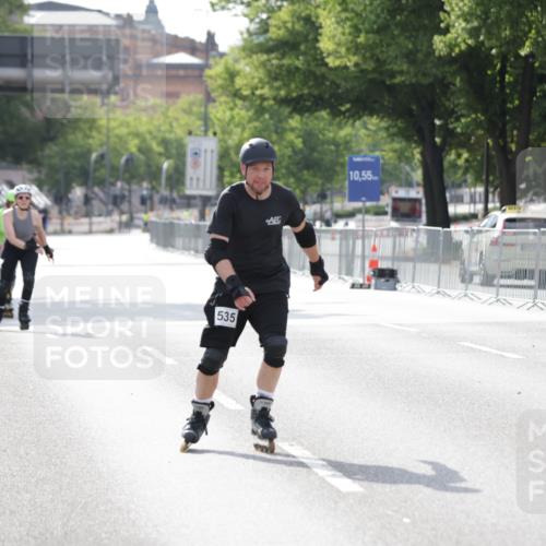 29.06.2025 - hella hamburg halbmarathon Jannik Wohlers http://msf.ph/oto/8143975 29.06.2025 09:07:29 Lombardsbrücke  meine-sportfotos.de