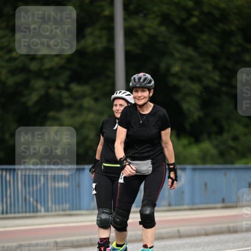 29.06.2025 - hella hamburg halbmarathon Dr. Thomas Lammeyer http://msf.ph/oto/8143986 29.06.2025 09:12:23 Kennedybrücke  meine-sportfotos.de