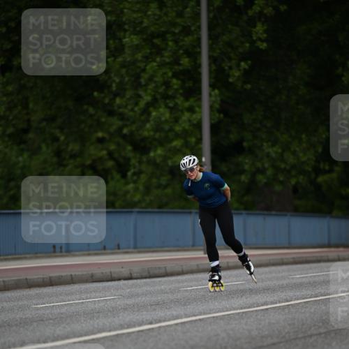 29.06.2025 - hella hamburg halbmarathon Dr. Thomas Lammeyer http://msf.ph/oto/8143993 29.06.2025 09:01:33 Kennedybrücke  meine-sportfotos.de