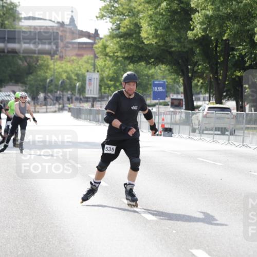 29.06.2025 - hella hamburg halbmarathon Jannik Wohlers http://msf.ph/oto/8143995 29.06.2025 09:07:29 Lombardsbrücke  meine-sportfotos.de