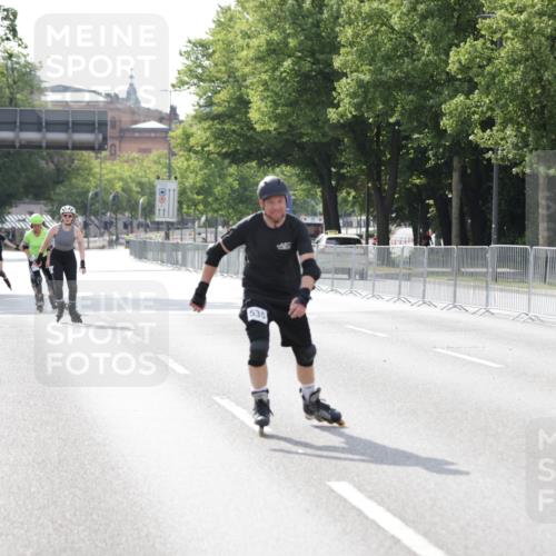 29.06.2025 - hella hamburg halbmarathon Jannik Wohlers http://msf.ph/oto/8144001 29.06.2025 09:07:30 Lombardsbrücke  meine-sportfotos.de