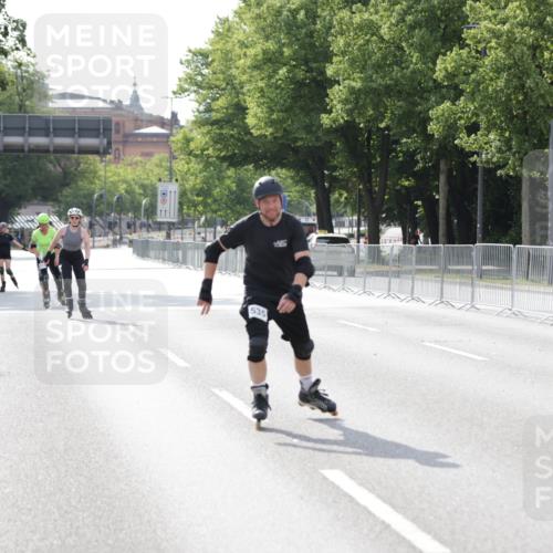 29.06.2025 - hella hamburg halbmarathon Jannik Wohlers http://msf.ph/oto/8144008 29.06.2025 09:07:30 Lombardsbrücke  meine-sportfotos.de